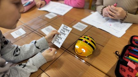 Centrum robotiky intenzivněji zapojuje moderní technologie do výuky